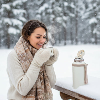 mug thermos chaud en hiver