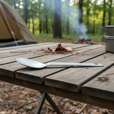 cuillere vaisselle camping table outdoor